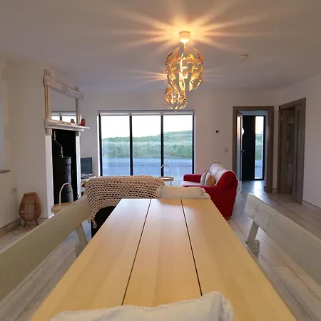No 5 Sandycove