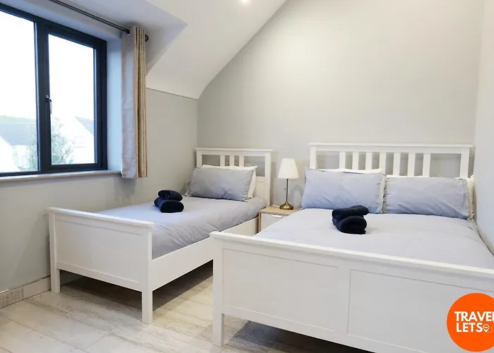 Villa No 5 Sandycove *