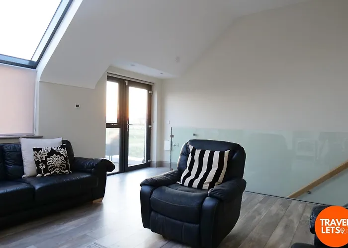 Villa No 5 Sandycove